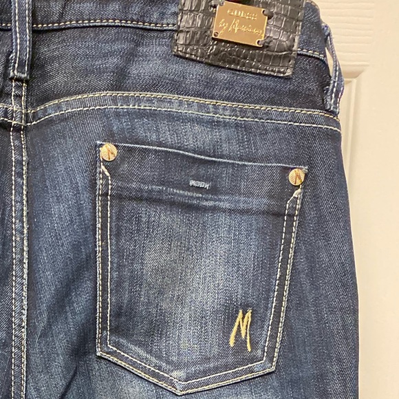 Guess By Mariciano Blue Butted Jean 👖
•Great condition - Picture 6 of 6